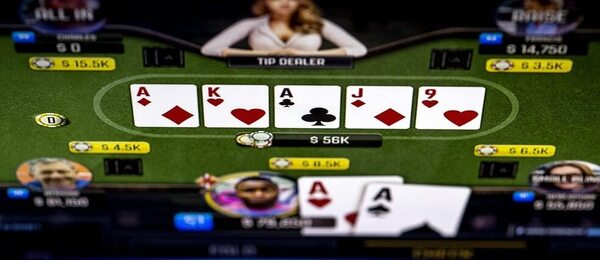 Poker lze hrát i online z pohodlí vašeho domova