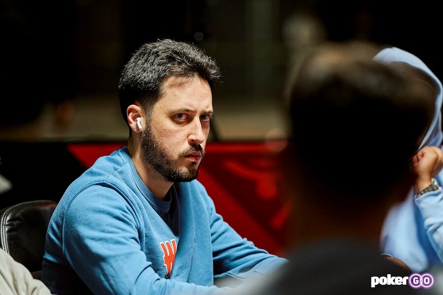 Adrian Mateos během WSOP 2024 na PokerGO.com