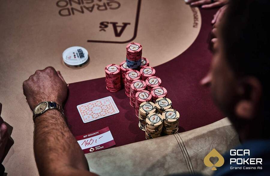 Známe výsledky včerejšího Saturday Deepstacku z poker roomu Grand Casina Aš