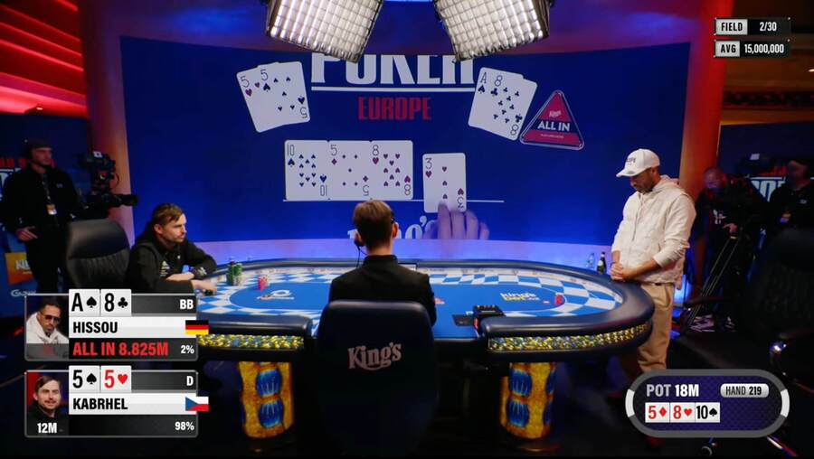 Rozhodující handa WSOPE Diamond High Rolleru