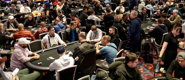 Ve WSOPE 2024 Main Eventu postupují další 3 Češi