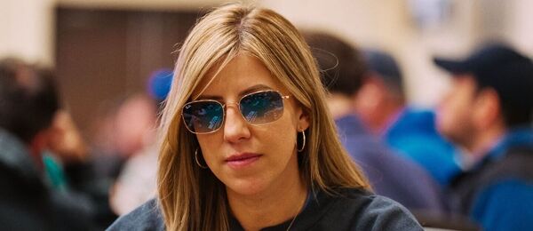 Kristen Foxen během WSOP 2024 na PokerGO.com