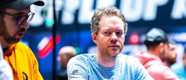 Anton Bergstrom chipleaderem EPT Prague Main Eventu