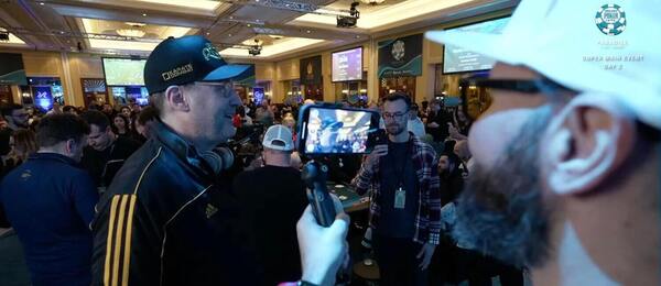 Phil Hellmuth bubble boyem WSOPP Super Main Eventu