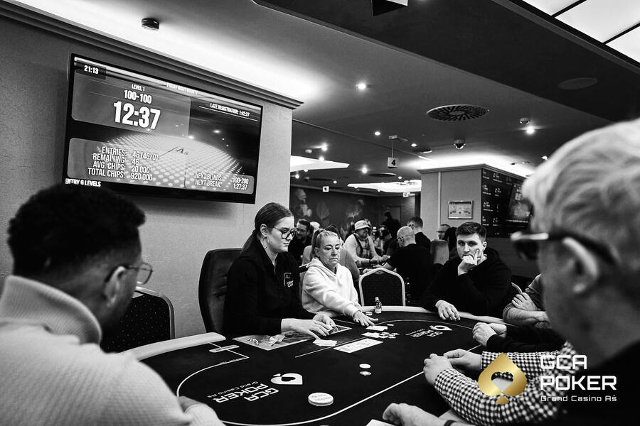 Navštivte Grand Casino Aš a zahrajte si pokerový turnaj